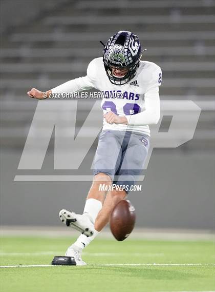 Thumbnail 1 in Angleton vs. College Station (UIL 5A Division I Area Playoff) photogallery.