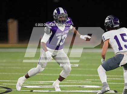 Thumbnail 1 in Angleton vs. College Station (UIL 5A Division I Area Playoff) photogallery.