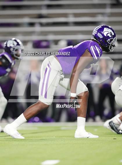 Thumbnail 3 in Angleton vs. College Station (UIL 5A Division I Area Playoff) photogallery.