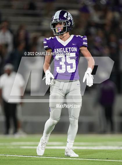 Thumbnail 2 in Angleton vs. College Station (UIL 5A Division I Area Playoff) photogallery.