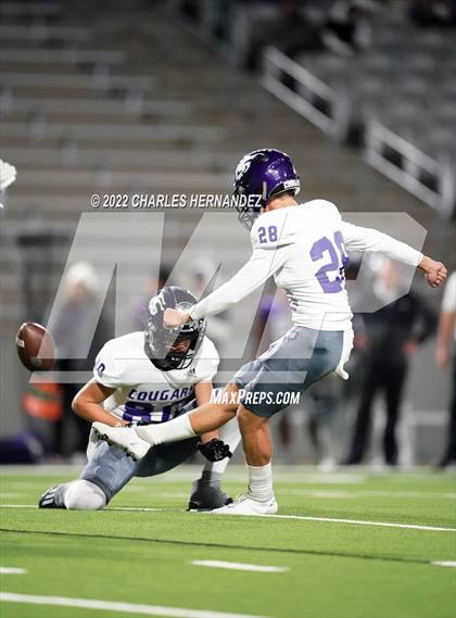 Thumbnail 1 in Angleton vs. College Station (UIL 5A Division I Area Playoff) photogallery.