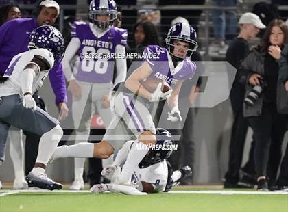 Thumbnail 1 in Angleton vs. College Station (UIL 5A Division I Area Playoff) photogallery.