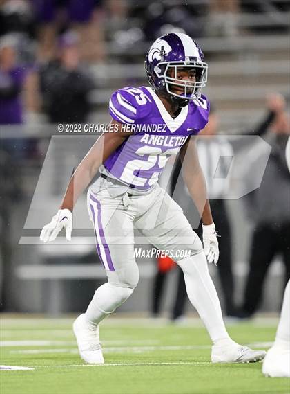 Thumbnail 2 in Angleton vs. College Station (UIL 5A Division I Area Playoff) photogallery.