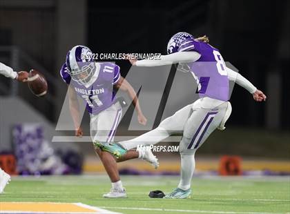 Thumbnail 3 in Angleton vs. College Station (UIL 5A Division I Area Playoff) photogallery.