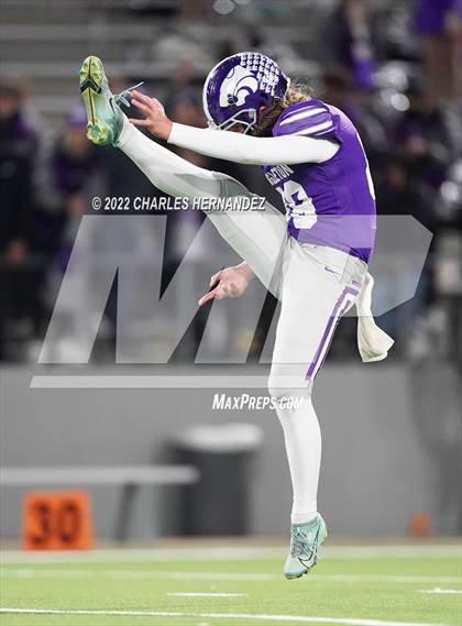 Thumbnail 3 in Angleton vs. College Station (UIL 5A Division I Area Playoff) photogallery.