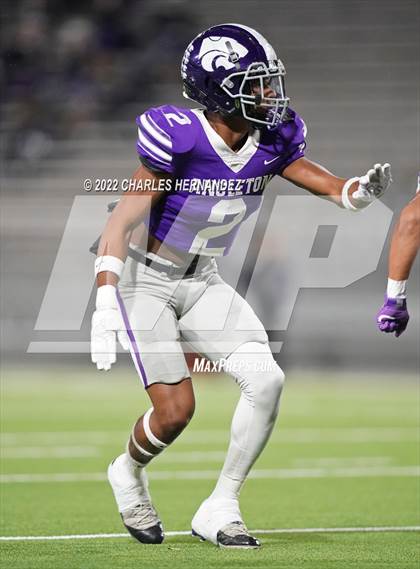 Thumbnail 3 in Angleton vs. College Station (UIL 5A Division I Area Playoff) photogallery.