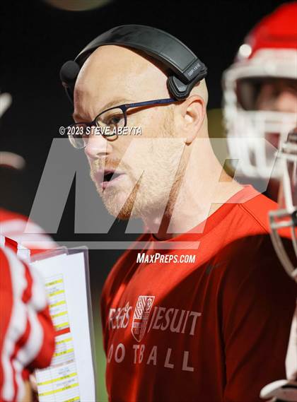 Thumbnail 3 in Valor Christian @ Regis Jesuit photogallery.