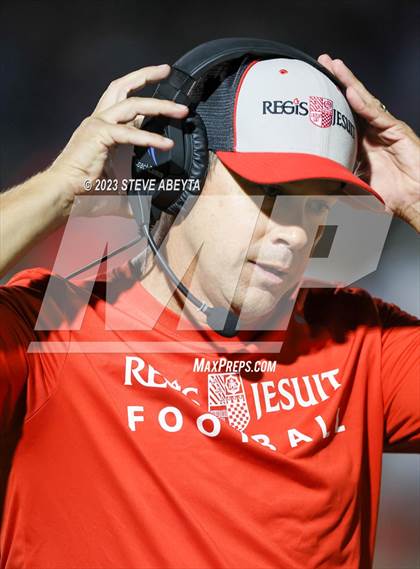 Thumbnail 1 in Valor Christian @ Regis Jesuit photogallery.