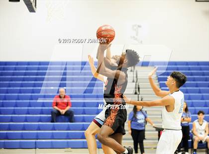 Thumbnail 1 in Sam Rayburn vs. La Porte (McDonald's Texas Invitational) photogallery.