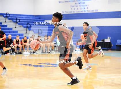 Thumbnail 2 in Sam Rayburn vs. La Porte (McDonald's Texas Invitational) photogallery.