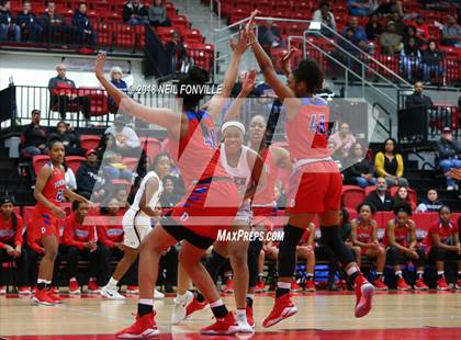 Thumbnail 3 in Duncanville vs. Allen (UIL 6A Regional Semifinals Playoff) photogallery.