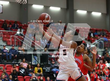Thumbnail 3 in Duncanville vs. Allen (UIL 6A Regional Semifinals Playoff) photogallery.