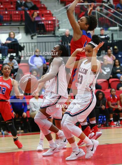 Thumbnail 2 in Duncanville vs. Allen (UIL 6A Regional Semifinals Playoff) photogallery.