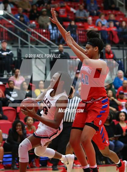 Thumbnail 1 in Duncanville vs. Allen (UIL 6A Regional Semifinals Playoff) photogallery.