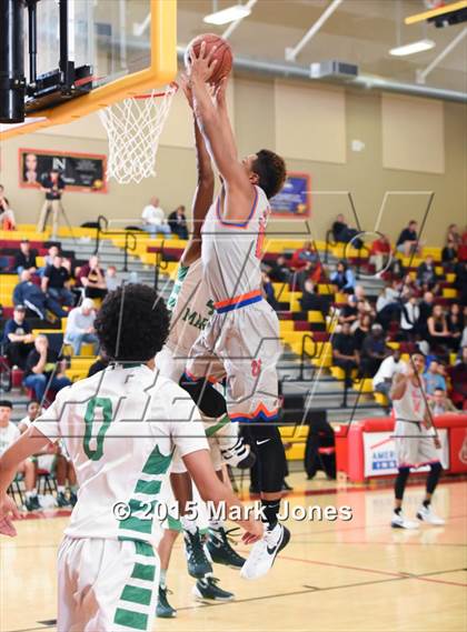 Thumbnail 2 in St. Mary's vs Rainier Beach (Hoophall West Invitational) photogallery.