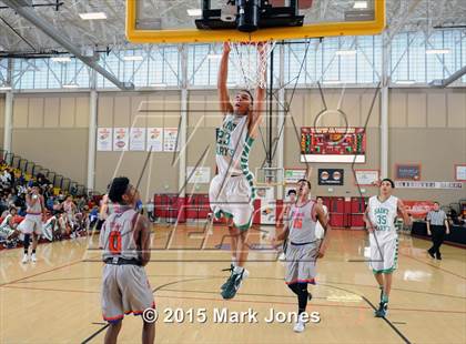 Thumbnail 2 in St. Mary's vs Rainier Beach (Hoophall West Invitational) photogallery.