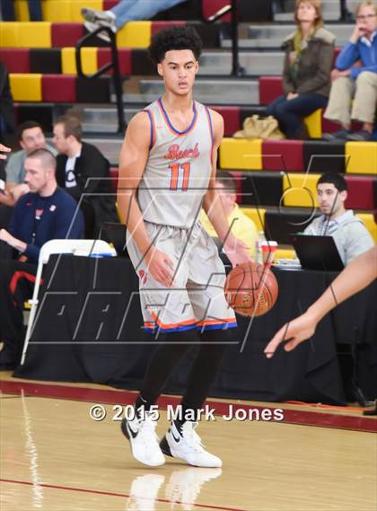 Thumbnail 1 in St. Mary's vs Rainier Beach (Hoophall West Invitational) photogallery.