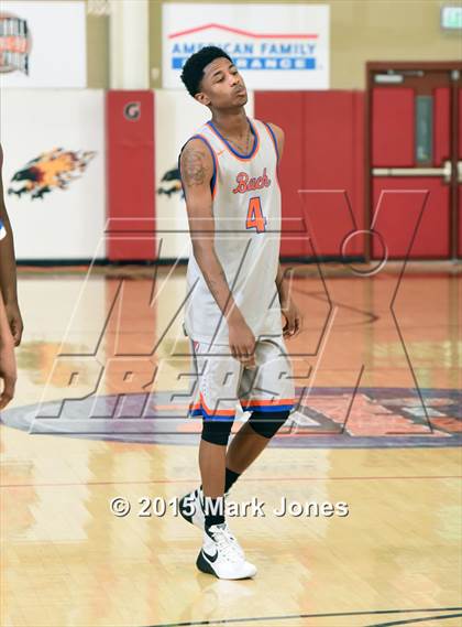 Thumbnail 3 in St. Mary's vs Rainier Beach (Hoophall West Invitational) photogallery.