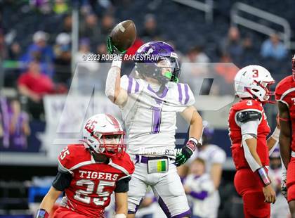 Thumbnail 1 in Benjamin @ Oglesby (UIL 1A D2 Football Final) photogallery.