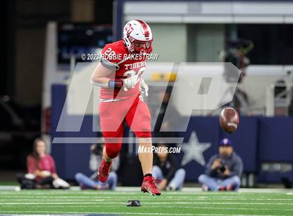 Thumbnail 2 in Benjamin @ Oglesby (UIL 1A D2 Football Final) photogallery.