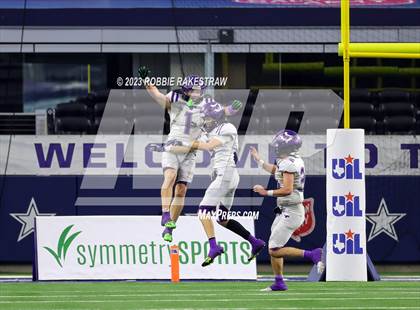 Thumbnail 3 in Benjamin @ Oglesby (UIL 1A D2 Football Final) photogallery.