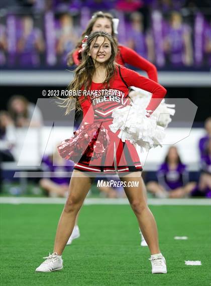 Thumbnail 1 in Benjamin @ Oglesby (UIL 1A D2 Football Final) photogallery.