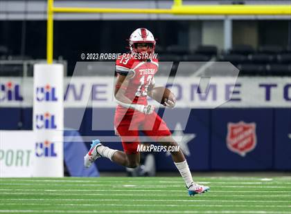 Thumbnail 1 in Benjamin @ Oglesby (UIL 1A D2 Football Final) photogallery.