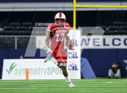Thumbnail 3 in Benjamin @ Oglesby (UIL 1A D2 Football Final) photogallery.