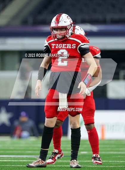 Thumbnail 2 in Benjamin @ Oglesby (UIL 1A D2 Football Final) photogallery.