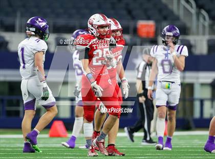 Thumbnail 2 in Benjamin @ Oglesby (UIL 1A D2 Football Final) photogallery.