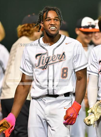 Thumbnail 1 in Lufkin @ Texas (UIL 5A Bi-District) photogallery.