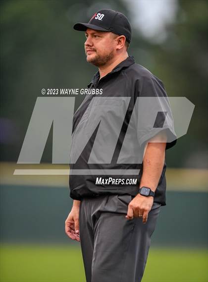 Thumbnail 3 in Lufkin @ Texas (UIL 5A Bi-District) photogallery.