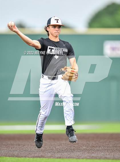 Thumbnail 1 in Lufkin @ Texas (UIL 5A Bi-District) photogallery.
