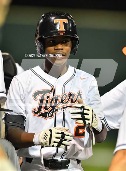 Thumbnail 3 in Lufkin @ Texas (UIL 5A Bi-District) photogallery.