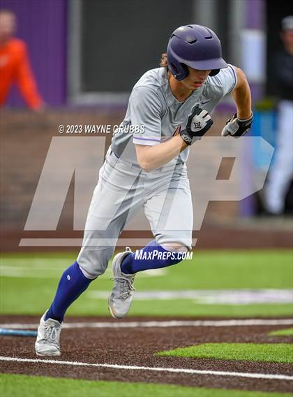 Thumbnail 3 in Lufkin @ Texas (UIL 5A Bi-District) photogallery.