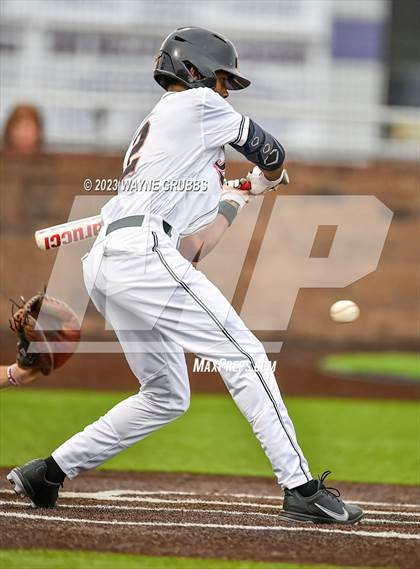 Thumbnail 3 in Lufkin @ Texas (UIL 5A Bi-District) photogallery.