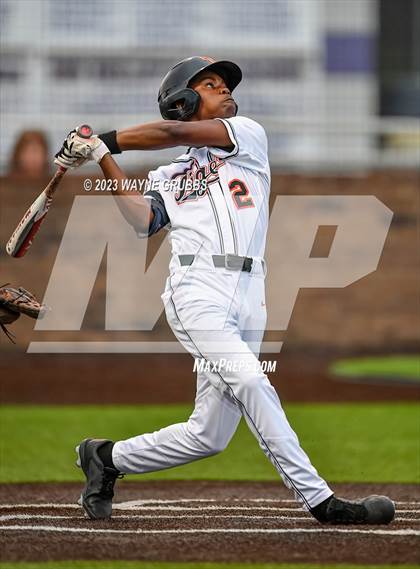 Thumbnail 2 in Lufkin @ Texas (UIL 5A Bi-District) photogallery.