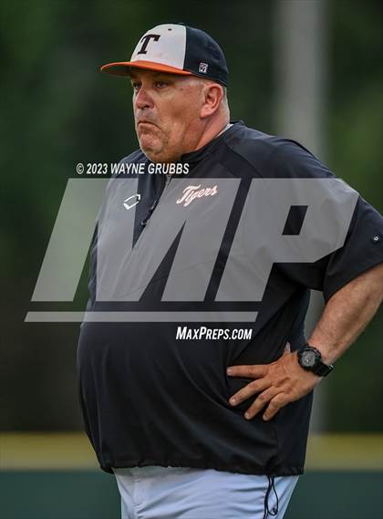 Thumbnail 2 in Lufkin @ Texas (UIL 5A Bi-District) photogallery.