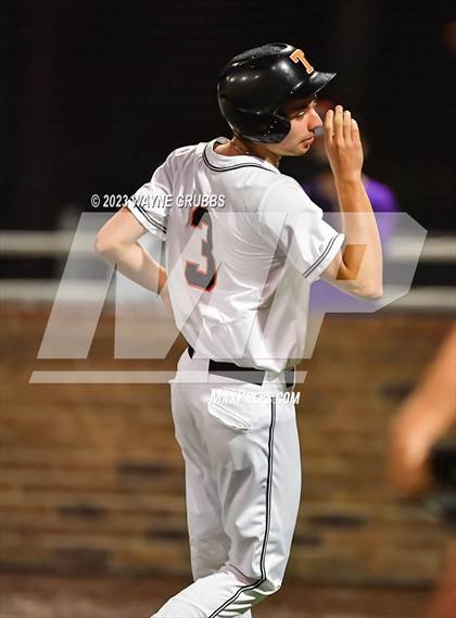 Thumbnail 3 in Lufkin @ Texas (UIL 5A Bi-District) photogallery.