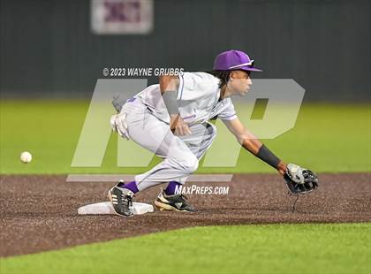 Thumbnail 3 in Lufkin @ Texas (UIL 5A Bi-District) photogallery.