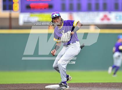 Thumbnail 2 in Lufkin @ Texas (UIL 5A Bi-District) photogallery.
