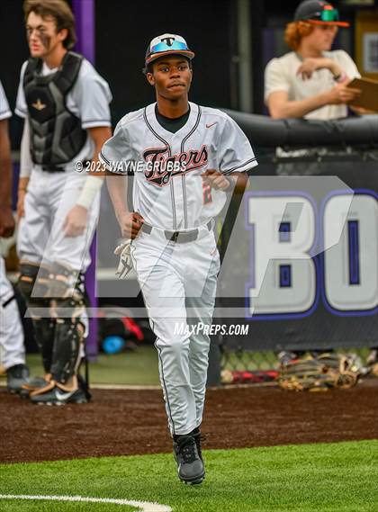 Thumbnail 1 in Lufkin @ Texas (UIL 5A Bi-District) photogallery.