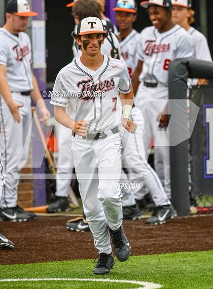 Thumbnail 2 in Lufkin @ Texas (UIL 5A Bi-District) photogallery.