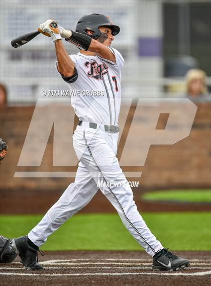 Thumbnail 1 in Lufkin @ Texas (UIL 5A Bi-District) photogallery.