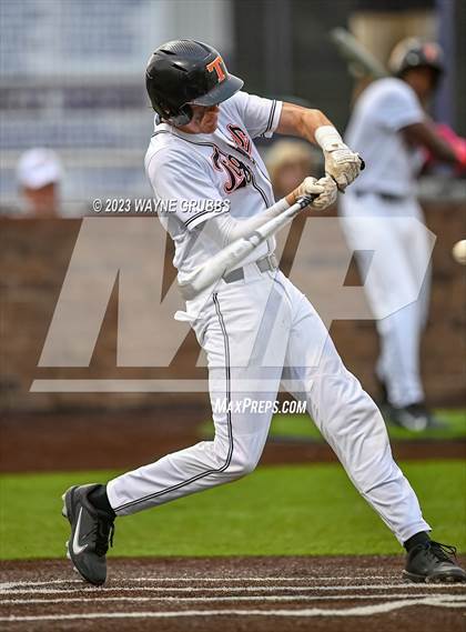 Thumbnail 3 in Lufkin @ Texas (UIL 5A Bi-District) photogallery.