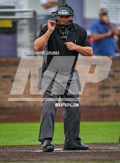Thumbnail 2 in Lufkin @ Texas (UIL 5A Bi-District) photogallery.