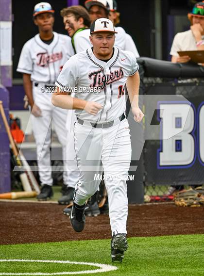 Thumbnail 3 in Lufkin @ Texas (UIL 5A Bi-District) photogallery.
