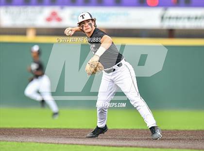 Thumbnail 3 in Lufkin @ Texas (UIL 5A Bi-District) photogallery.
