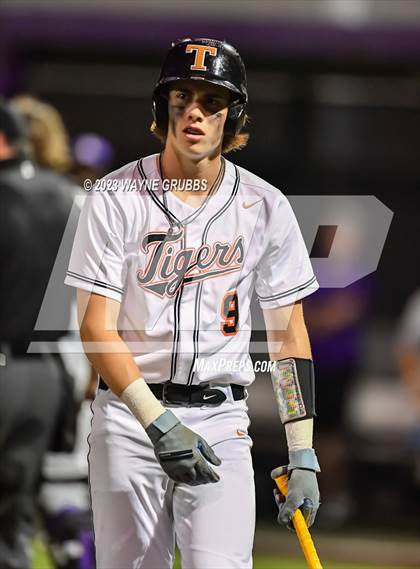 Thumbnail 1 in Lufkin @ Texas (UIL 5A Bi-District) photogallery.