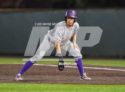 Thumbnail 3 in Lufkin @ Texas (UIL 5A Bi-District) photogallery.